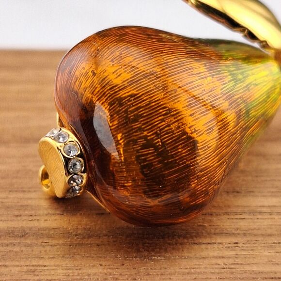 Museum Of Fine Arts Boston Enameled Pear Brooch Fruit Pin Symbolic Religious MFA - Picture 3 of 6